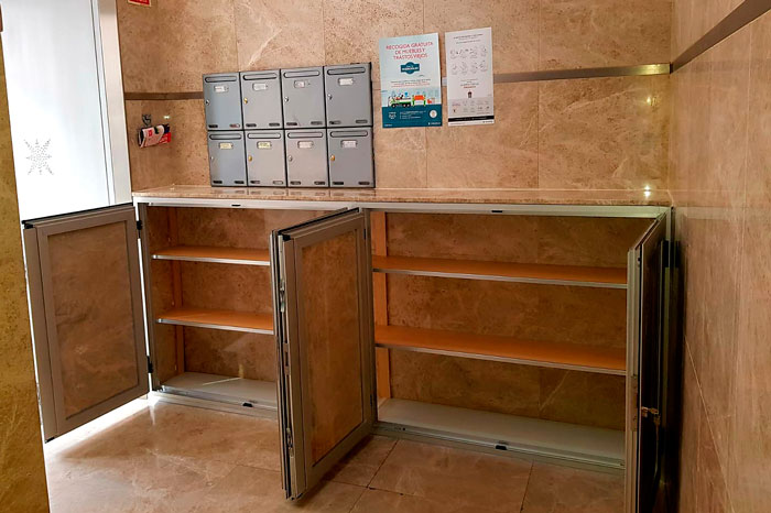 armario de aluminio y mármol