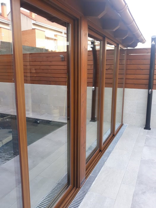 cerramiento imitación madera