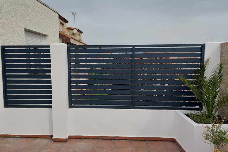 instalación de vallas de aluminio