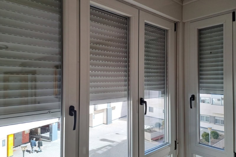 instalación de un mirador de aluminio